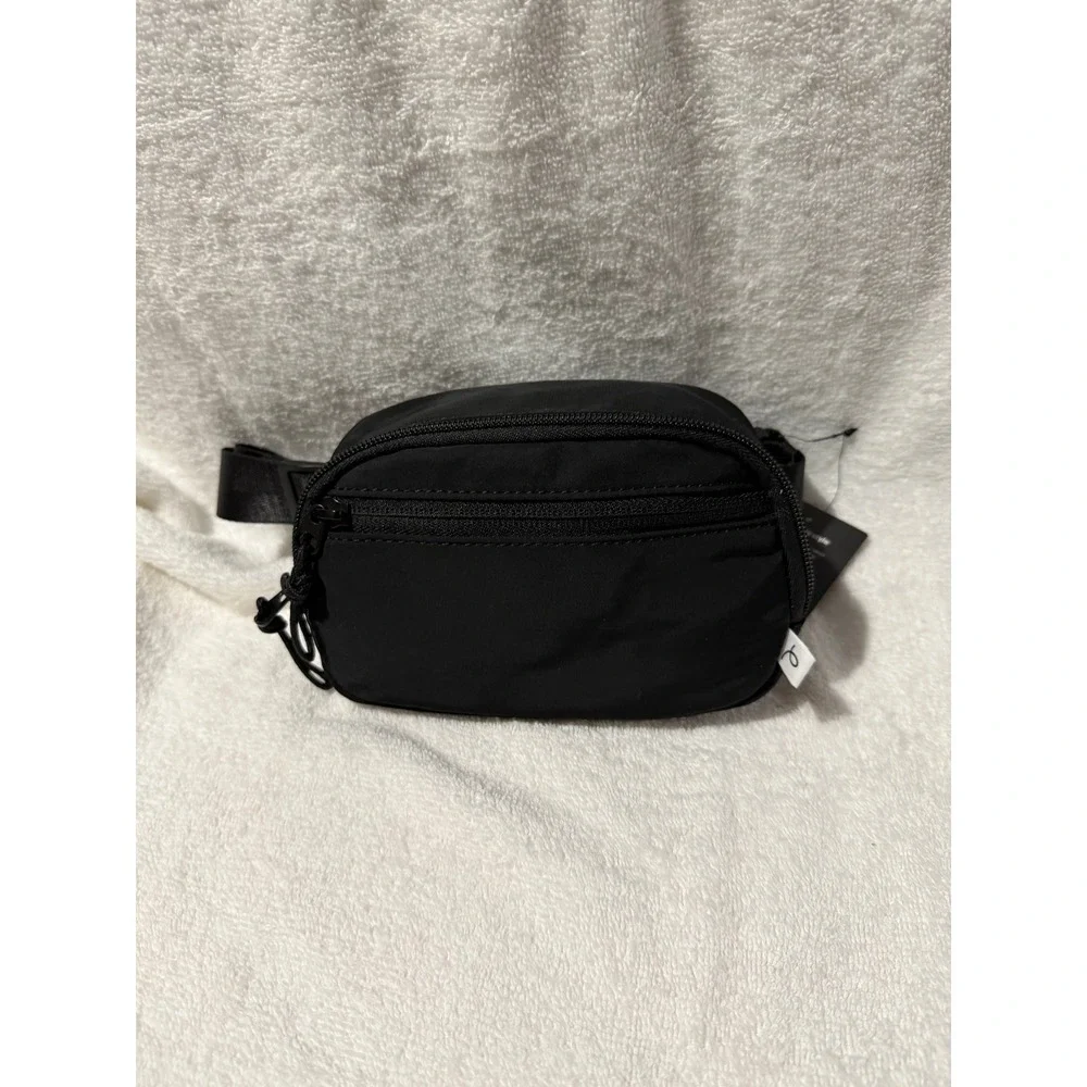 Art Class Girls Fanny Pack Black Waist Bag Belt Bag Adjustable Strap NWT